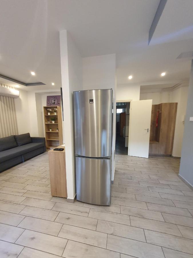 Appartement Viola Apartman With Infra Sauna à Szeged Extérieur photo