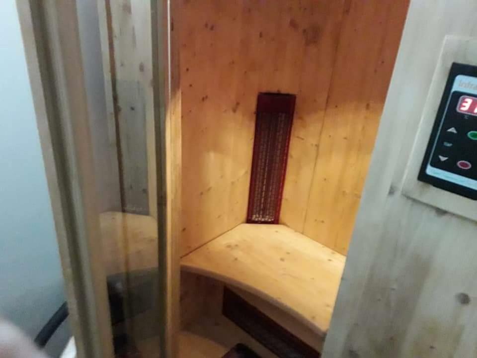 Appartement Viola Apartman With Infra Sauna à Szeged Extérieur photo